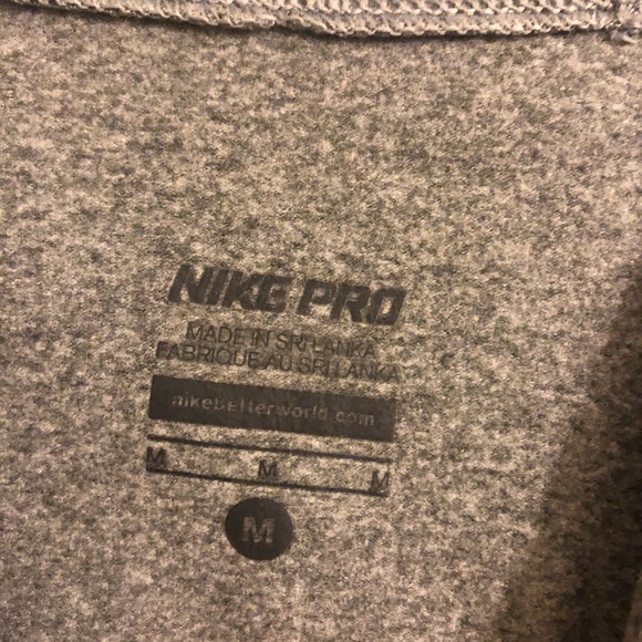 Nike pro Dri fit hoodie - Picture 3 of 4